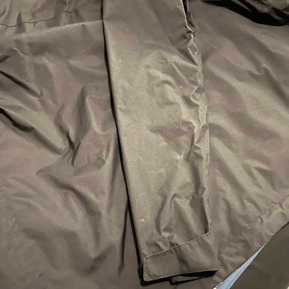 Black Medium North Face Jacket - Picture 6 of 6